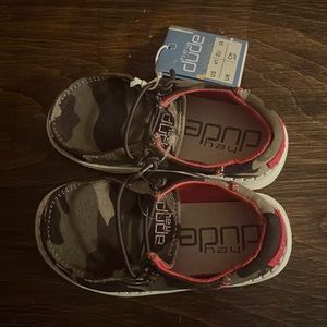 NWT Hey Dude Toddler 7 Wendy Camouflage slip ons